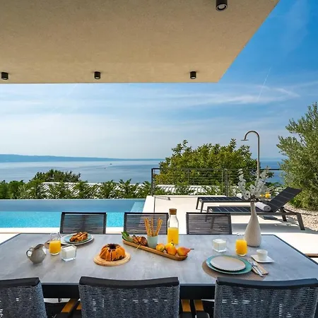 Villa Stylish Olea With Heated Pool And Panoramic Sea Views *
