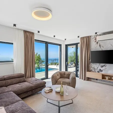 Stylish Olea With Heated Pool And Panoramic Sea Views Villa *