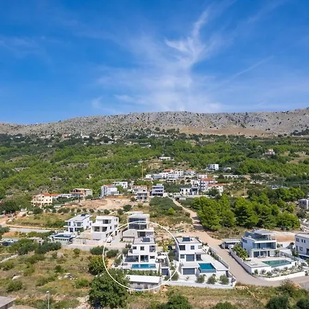 Stylish Olea With Heated Pool And Panoramic Sea Views Villa Podstrana
