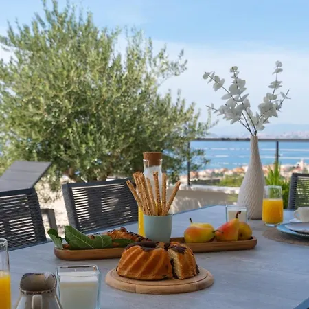 Stylish Olea With Heated Pool And Panoramic Sea Views
