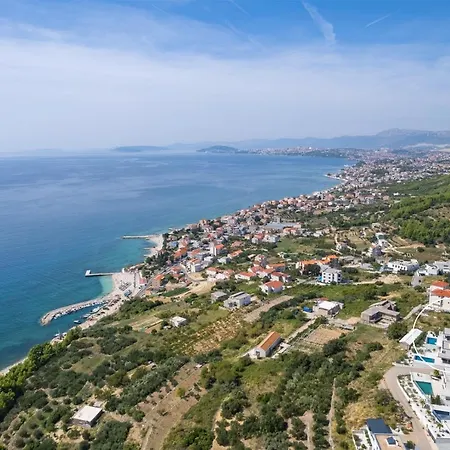 Stylish Olea With Heated Pool And Panoramic Sea Views Podstrana
